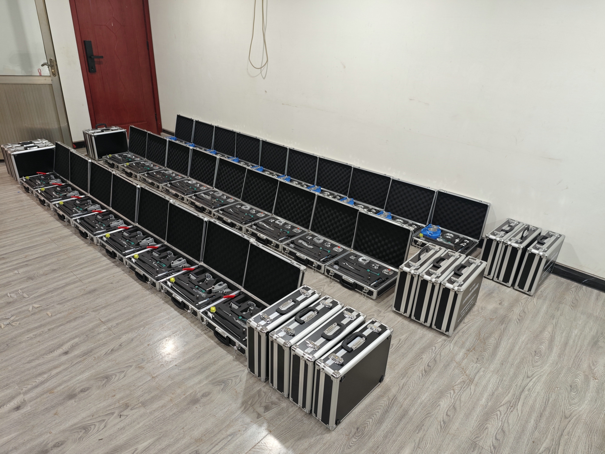 臺(tái)虎鉗實(shí)測(cè)繪圖訓(xùn)練裝置